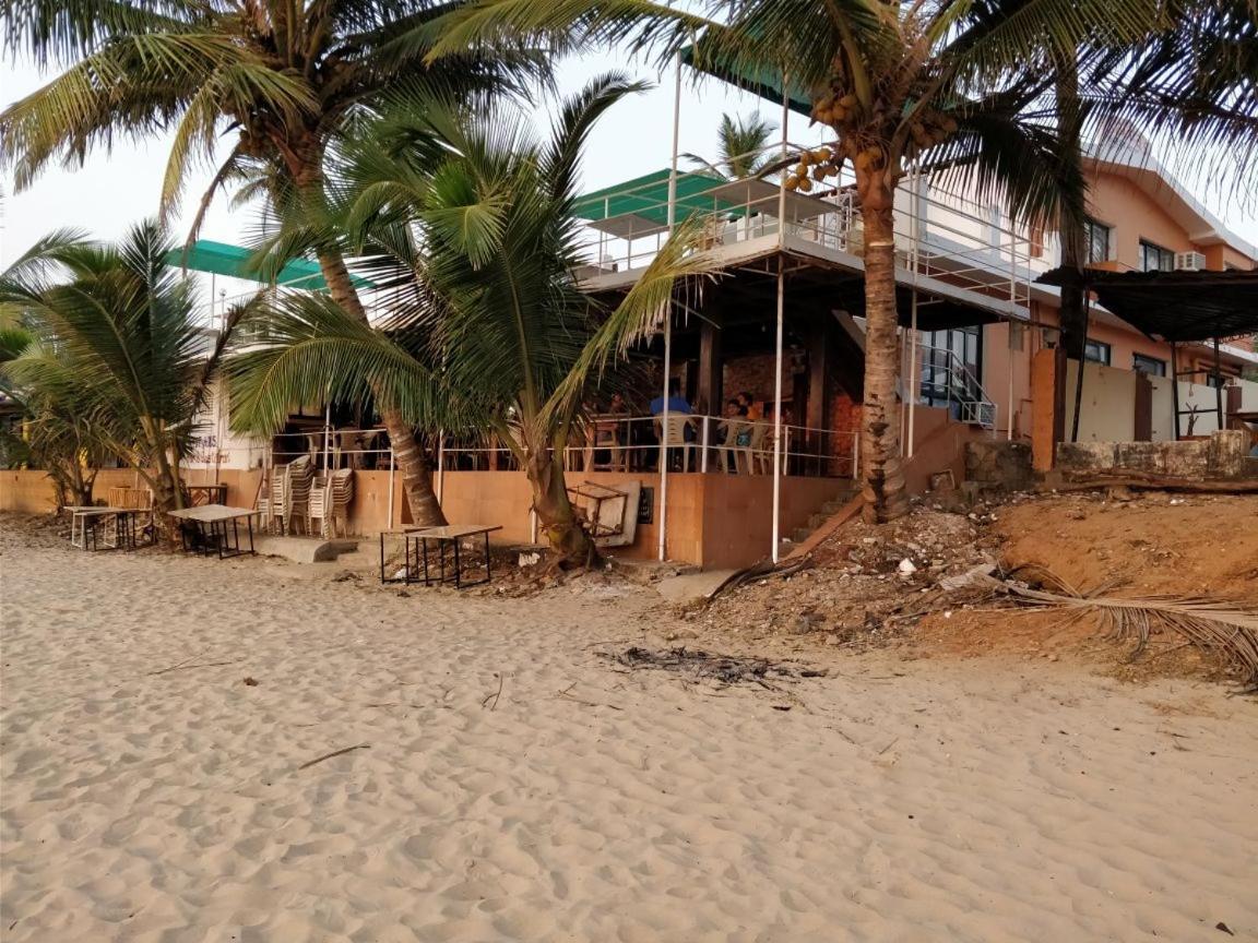 Saritas Guest House - Bogmalo Beach Esterno foto